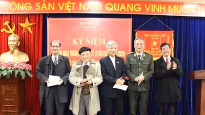 Cục Y tế CAND gặp mặt cán bộ hưu trí
