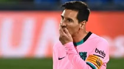 Barca đã chính thức "gương cờ trắng", HLV Koeman nói gì?