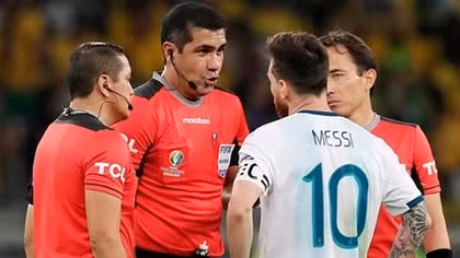 Thua trận, Messi rủa xả trọng tài không thương tiếc
