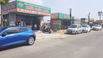 Giàu lên nhờ sốt đất và những hệ lụy tiềm ẩn