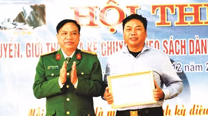 Tết hoàn lương của giảng viên sa ngã vì tình