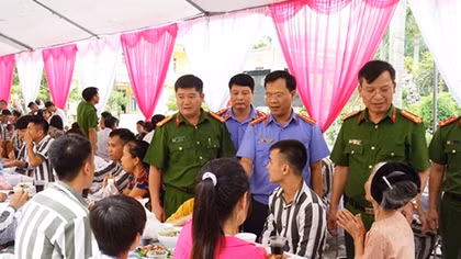 Thắp sáng niềm tin, giúp người lầm lỗi làm lại cuộc đời