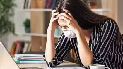 Ở nhà chồng nuôi hay dấn thân cho sự nghiệp?