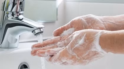 Nhiễm khuẩn bệnh viện làm tăng gánh nặng cho người dân