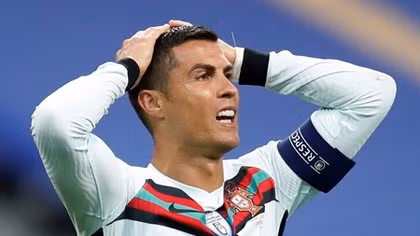 Ronaldo bị điều tra vì phạm quy định cách ly