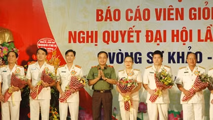 Hội thi Báo cáo viên giỏi tuyên truyền Nghị quyết Đại hội lần thứ XII