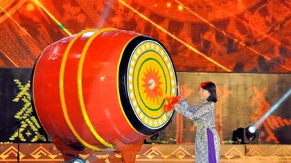 Khai mạc tuần Văn hóa, thể thao các dân tộc vùng Đông Bắc lần thứ II