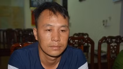 Ôm 10 kg ma túy xuyên biên giới