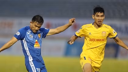 Vé xuống hạng V.League cho Nam Định hay Quảng Nam?