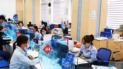 Gần 111,2 nghìn doanh nghiệp đăng ký thành lập mới