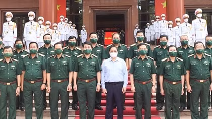 Chủ động, sáng tạo trong thực hiện nhiệm vụ, phát huy tinh thần tự lực, tự cường, đoàn kết