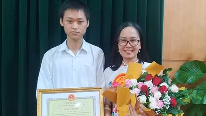 Thưởng 500 triệu đồng cho học sinh đoạt Huy chương Vàng quốc tế