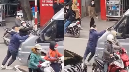 Lái xe 16 chỗ nhấn ga "ủn" người bằng ô tô sau va chạm