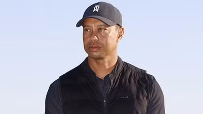Huyền thoại Tiger Woods nhập viện vì tai nạn xe hơi
