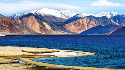 Tại sao hồ Pangong huyền bí lại nằm ở trung tâm của tranh chấp biên giới Ấn-Trung?