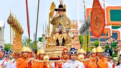 Tân Quốc Vương Thái Lan và hy vọng ổn định lâu dài cho đất nước
