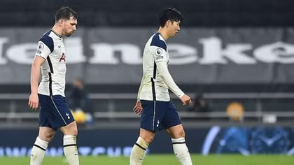 Đánh rơi chiến thắng, Tottenham lỡ cơ hội trở lại top 4