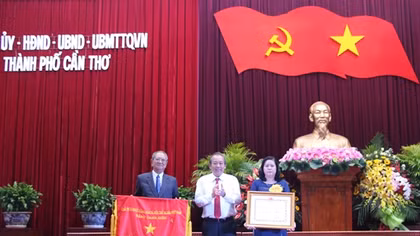 Cần Thơ long trọng kỷ niệm Quốc khánh 2-9