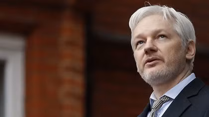 Ông Julian Assange vẫn bị săn đuổi