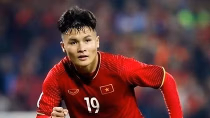 Đi bóng xuất thần, Quang Hải được ví với Messi