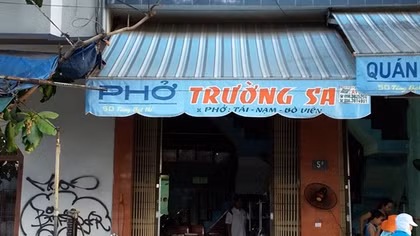 Quán phở mang tên Trường Sa của cựu binh Gạc Ma