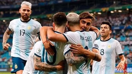 Qatar 0-2 Argentina: Vượt ải thành công