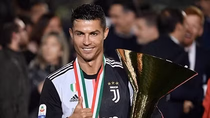 Ronaldo phản đối Conte tới Juventus