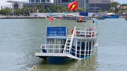 Đầu tư 100 tỉ đồng đóng mới 20 tàu du lịch hiện đại trên sông Hàn