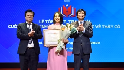 Nữ giảng viên Học viện Chính trị CAND đạt giải nhất cuộc thi viết về thầy cô và mái trường