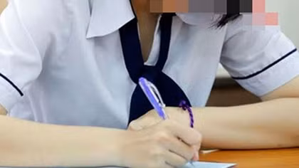 Giáo viên dạy kèm làm lộ đề thi kiểm tra học sinh lớp 12 