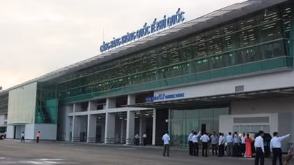 Đề nghị tạm ngừng toàn bộ các chuyến bay đến Phú Quốc