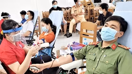 Đại úy Công an 28 lần hiến máu tình nguyện