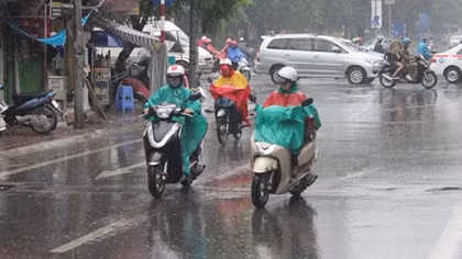 Thời tiết ngày 7-5: Bắc Bộ mát mẻ, cảnh báo mưa dông trên biển