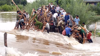Xúc động những bức ảnh dự thi “Vì bình yên cuộc sống năm 2016”
