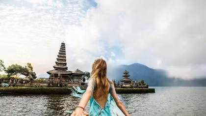 Dự luật bỏ tù cặp đôi không phải vợ chồng… chung phòng gây tranh cãi