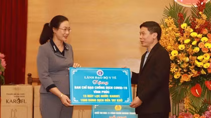 Ủy ban Về các vấn đề xã hội của Quốc hội làm việc với Ban Chỉ đạo phòng, chống COVID-19 tỉnh Vĩnh Phúc