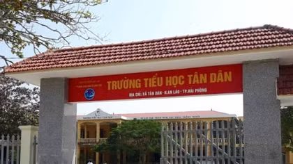 Yêu cầu trường Tiểu học Tân Dân trả lại tiền lạm thu cho phụ huynh