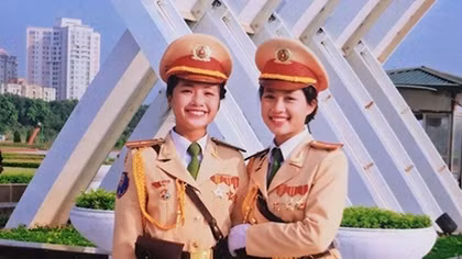 Nữ sinh Cảnh sát xinh đẹp, tài năng 