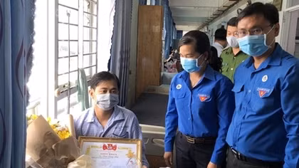 Thượng úy Công an dũng cảm trấn áp tội phạm nguy hiểm