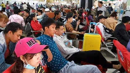 “Dẹp” xe hợp đồng, lập hành lang chặn xe khách vào nội đô