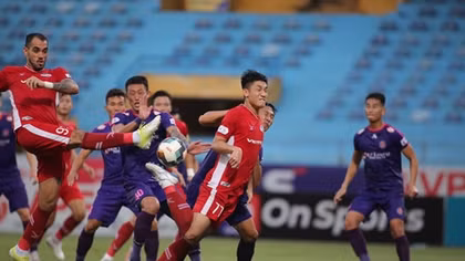 Vòng 12 V.League: Bất ngờ và đầy kịch tính