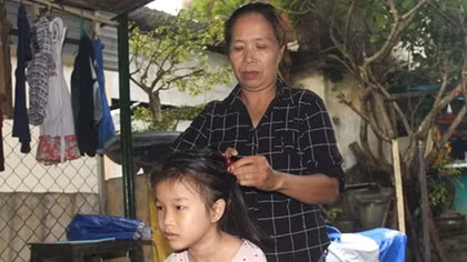 Nỗi niềm 2 đứa trẻ không có giấy khai sinh