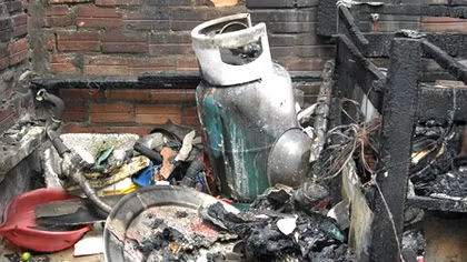 Về nhà cô giáo nấu ăn, 10 học sinh bị bỏng