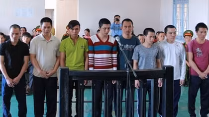 Tòa tiếp tục trả hồ sơ yêu cầu điều tra lại vụ nhân viên Công ty Long Sơn đánh người