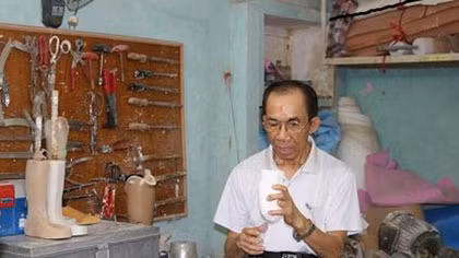 Vị bác sĩ già với tấm lòng nhân hậu