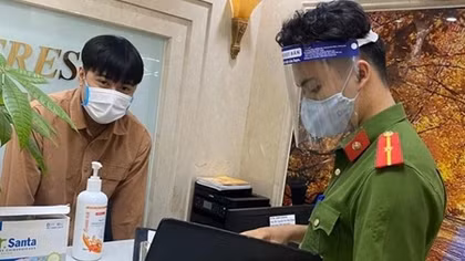 Kiểm tra hành chính tại Chung cư Leagend, phát hiện người nhập cảnh trái phép