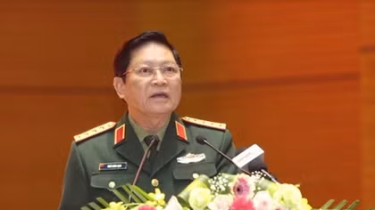 Phát huy vai trò nòng cốt của Quân đội anh hùng, xây dựng nền quốc phòng toàn dân vững mạnh