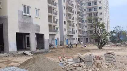 Vì sao nhà dành cho người thu nhập thấp không được giao đúng hạn?