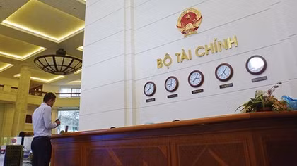 Yêu cầu rà soát quy định về thuế