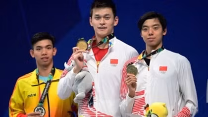 Từ cậu bé làng chài đến huy chương Bạc bơi lội ở ASIAD 2018